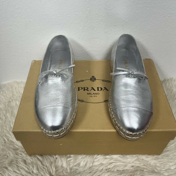 NIB Prada Bow Logo Leather Loafer Gabardine Plaque Flat Espadrilles 35/ US 5 - Picture 10 of 10